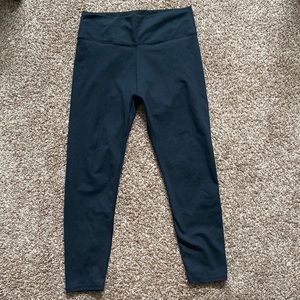 Fabletics Gently worn workout leggings black size XL
